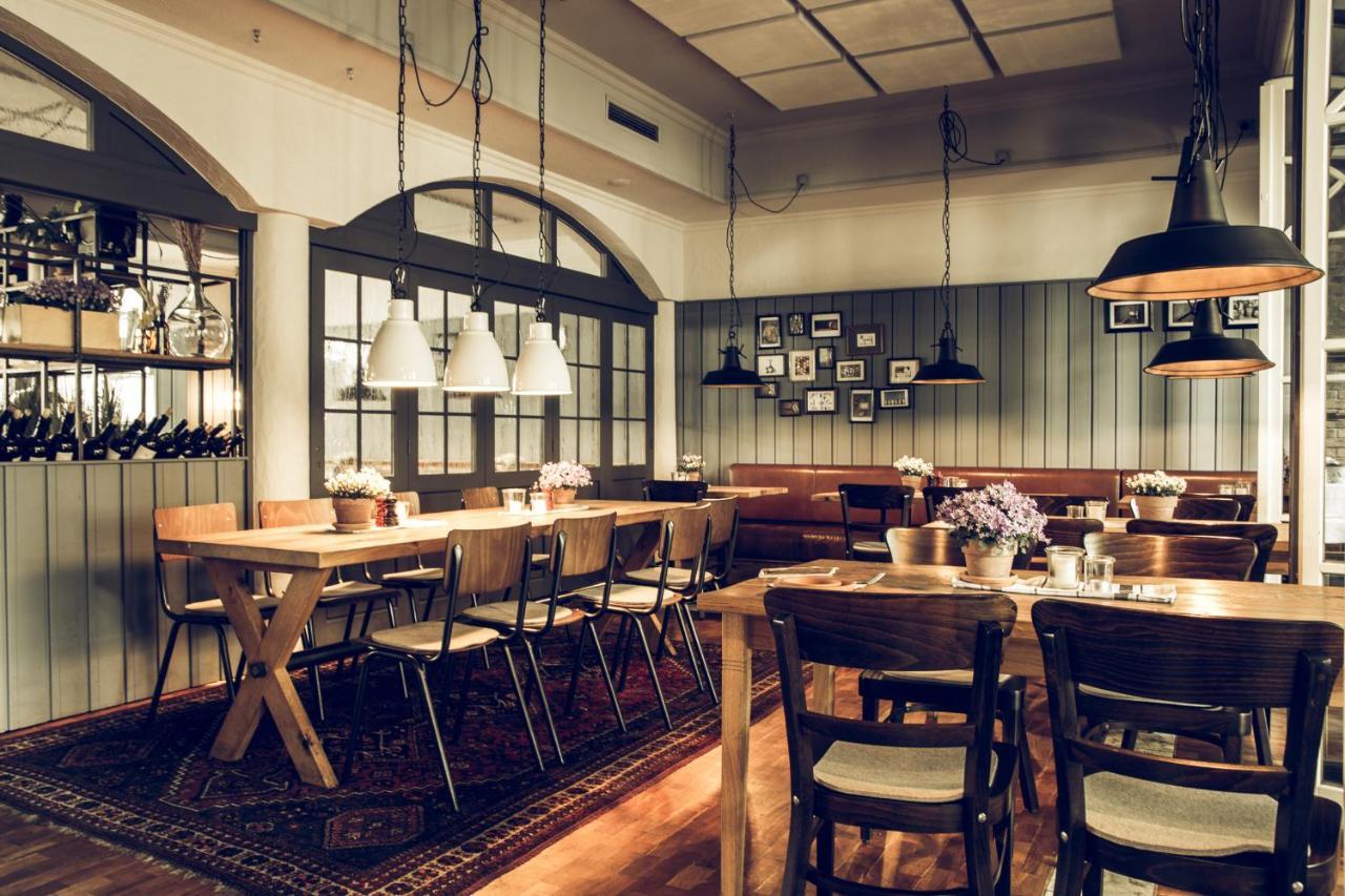 Gasthaus & Hotel Bischoff ロートガウ エクステリア 写真